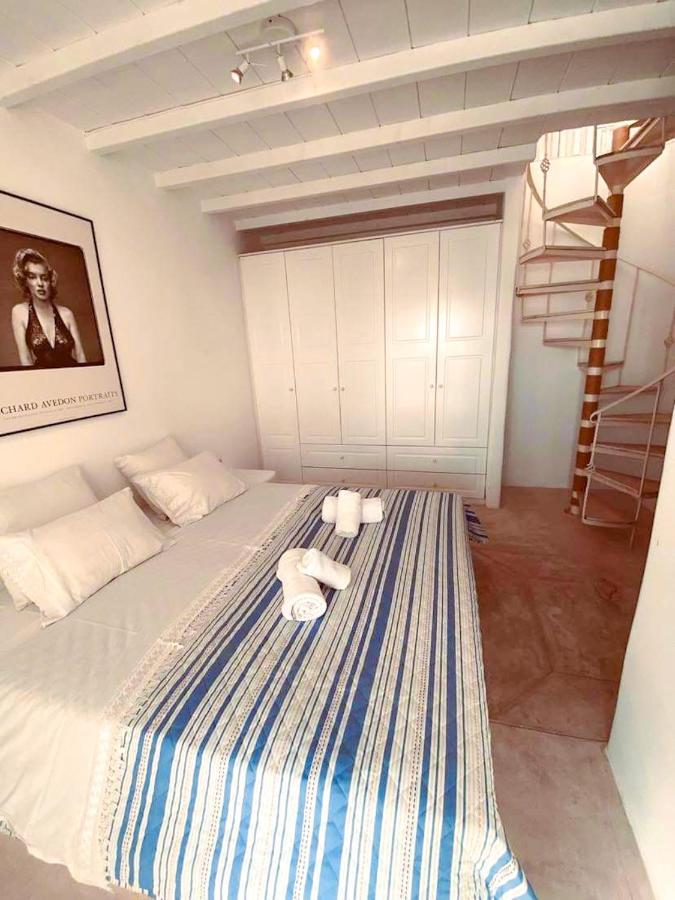 Viento Of Mykonos *